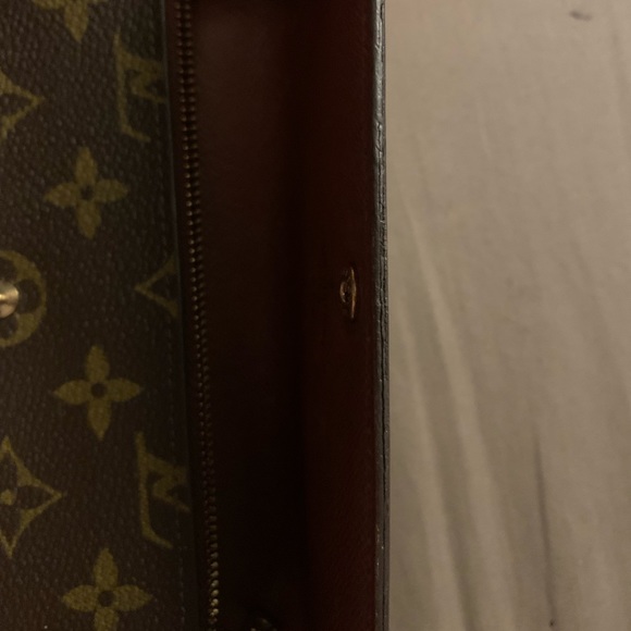 Louis Vuitton wallet - Picture 7 of 13
